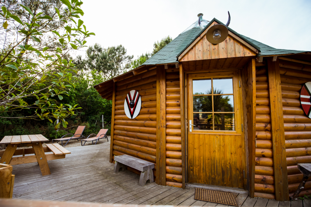 hebergement insolite bretagne photo – cabane vikings (1)
